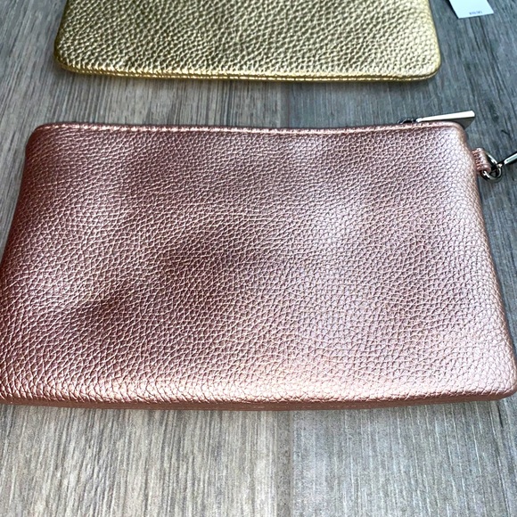 🦄NWOT (Get All 3) Express METALLIC wristlet bundle x3 piece⭐️ - Picture 5 of 14
